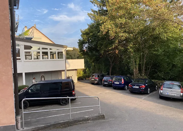 Hotel Bitzer Backnang Zentrum 24h Check In Frühstück zubuchbar gratis Parkplätze